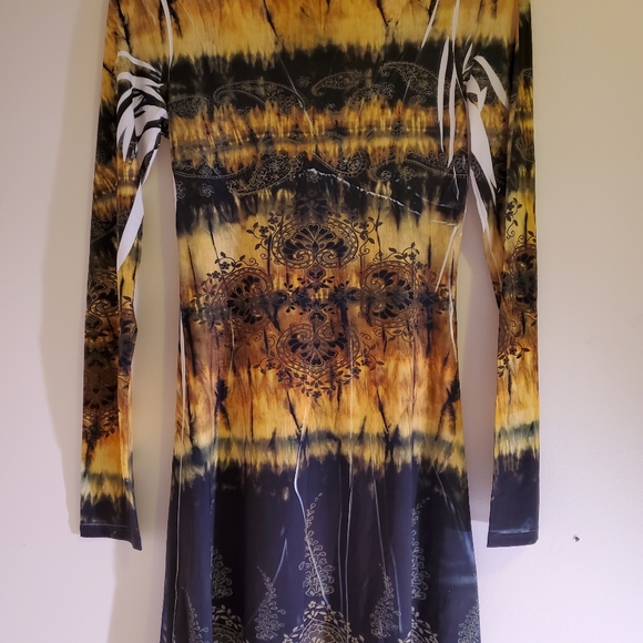 Dress - Picture 2 of 6